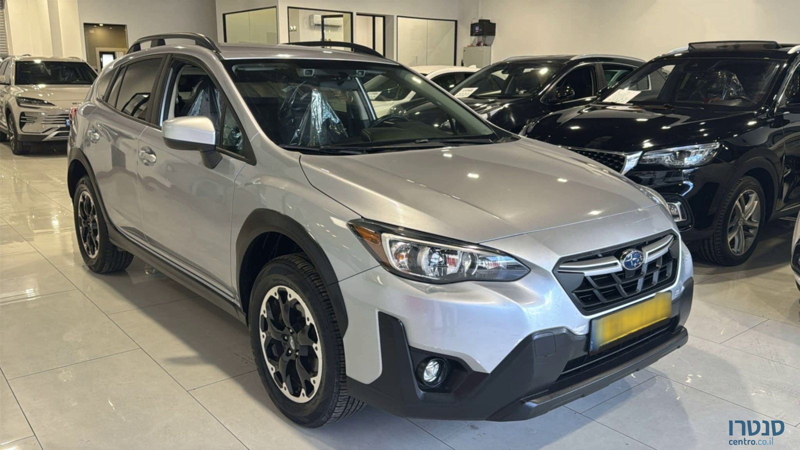 2023' Subaru XV photo #2