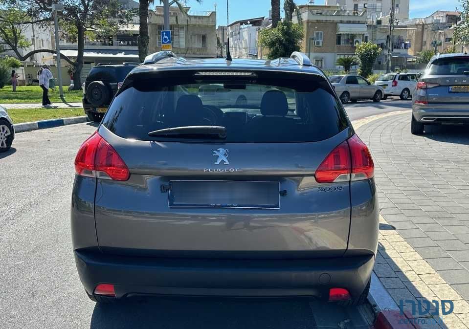 2018' Peugeot 2008 פיג'ו photo #5