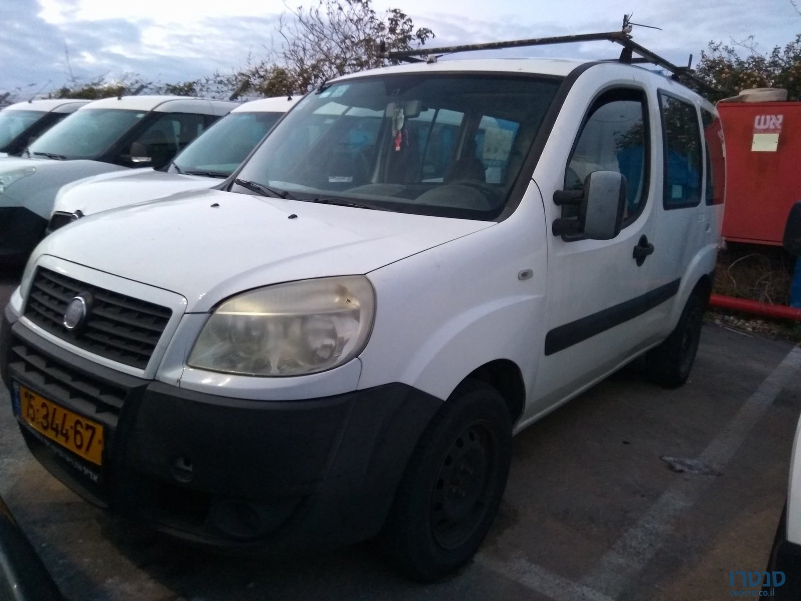 2010' Fiat Doblo photo #3