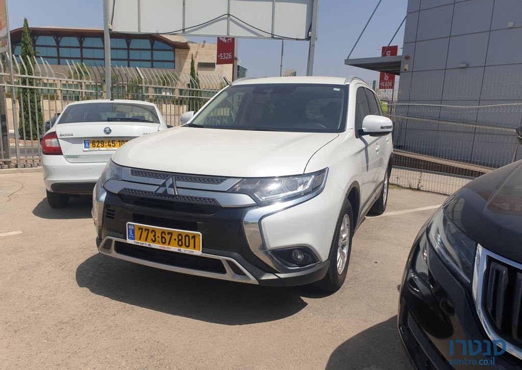 2019' Mitsubishi Outlander מיצובישי אאוטלנדר photo #1