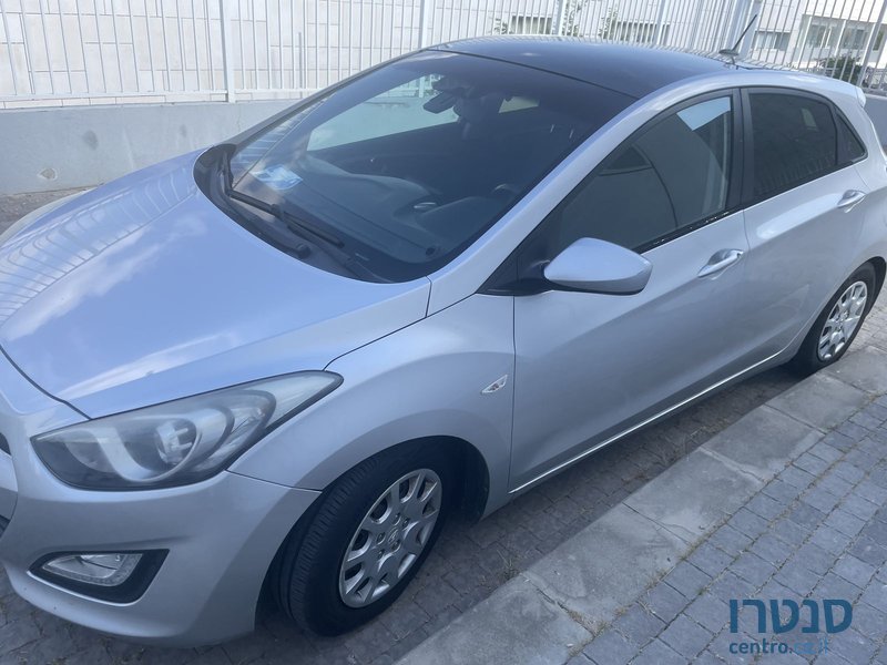 2013' Hyundai i30 יונדאי photo #4