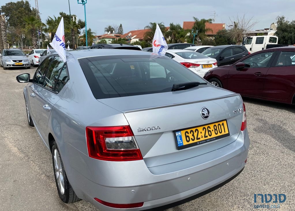 2019' Skoda Octavia סקודה אוקטביה photo #2