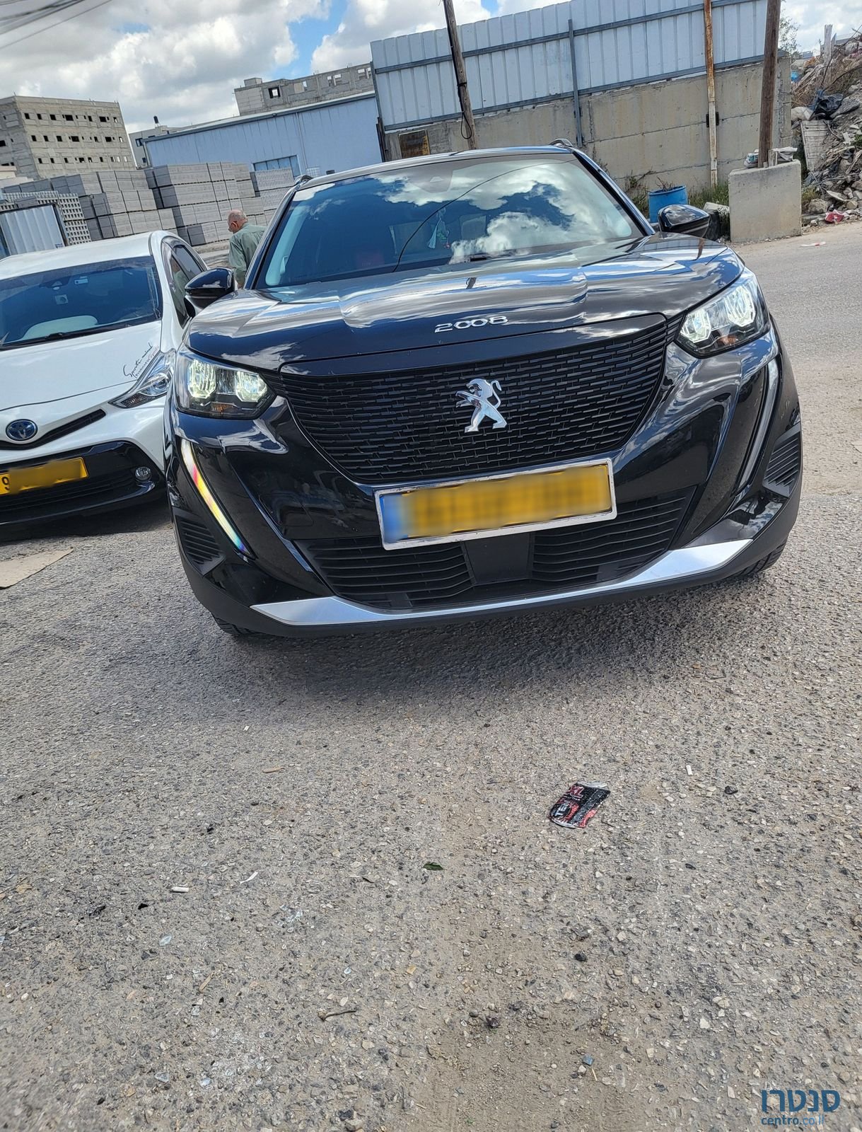 2022' Peugeot 2008 פיג'ו photo #1