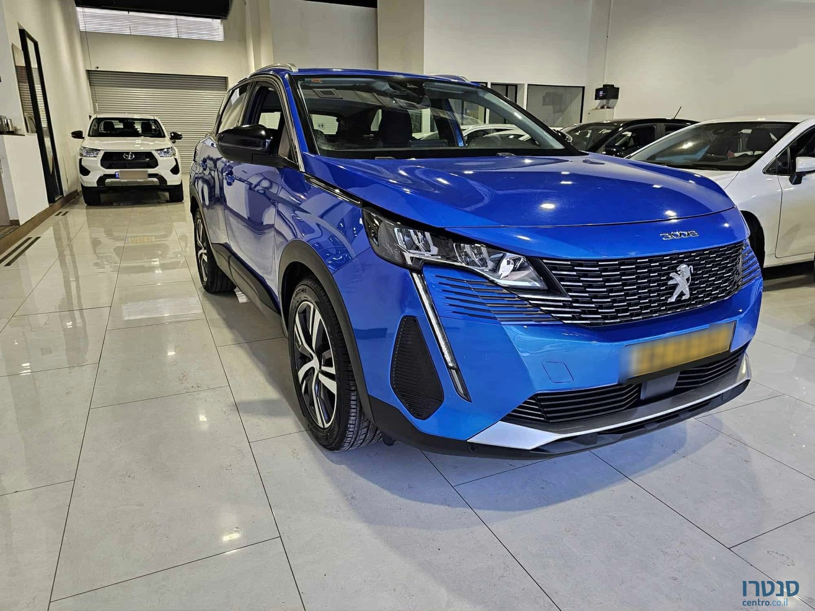 2022' Peugeot 3008 photo #2