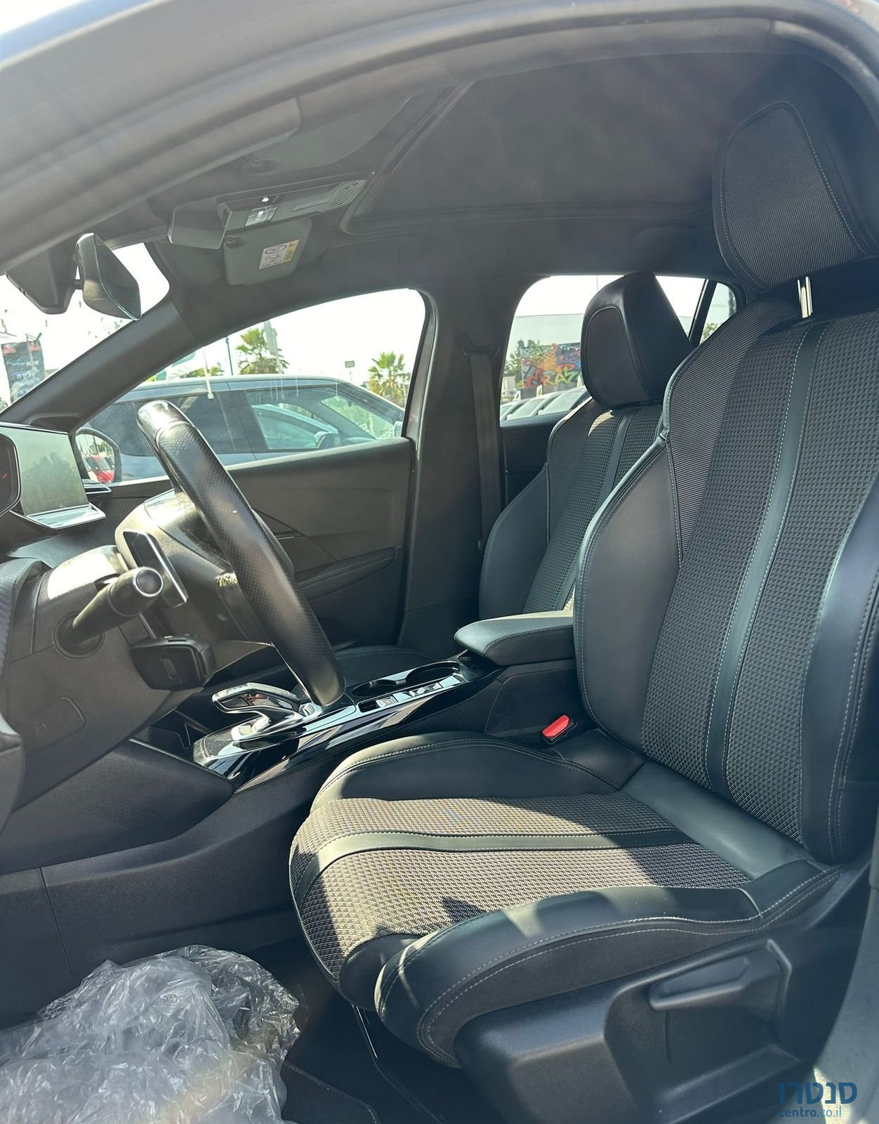 2021' Peugeot 208 פיג'ו photo #6