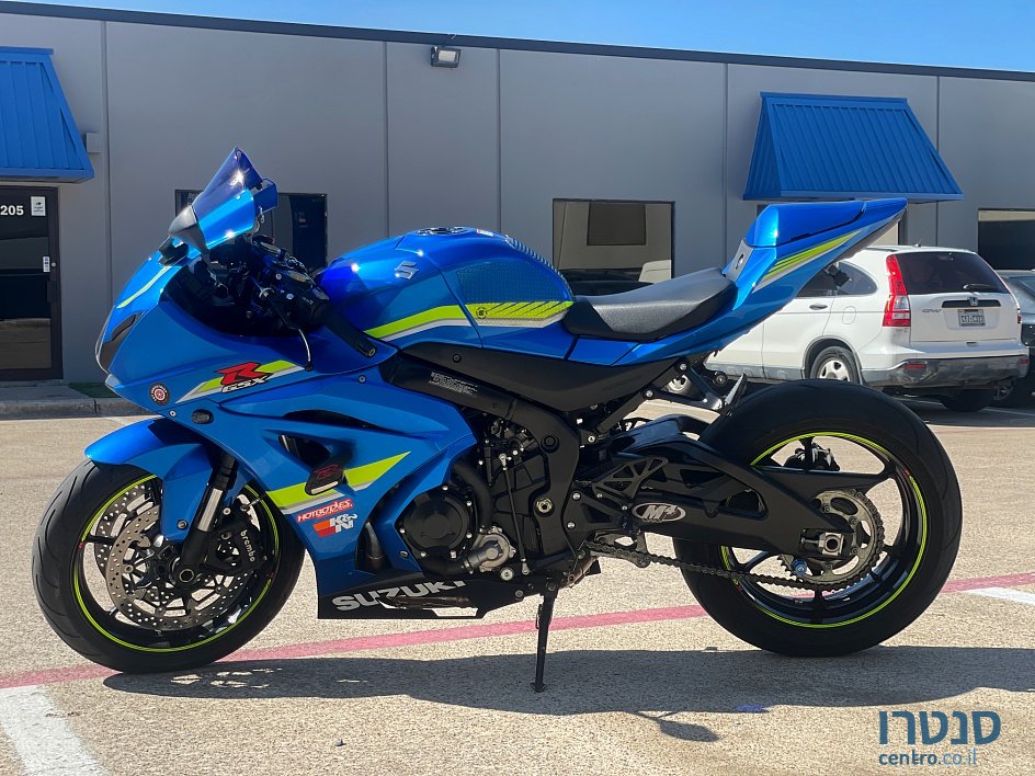 2017' Suzuki GSX-R 1000RR photo #3