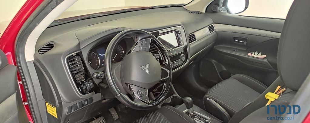 2016' Mitsubishi Outlander מיצובישי אאוטלנדר photo #4