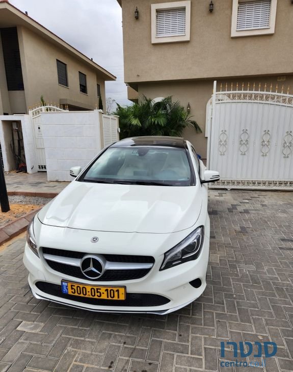 2018' Mercedes-Benz Cla מרצדס photo #3