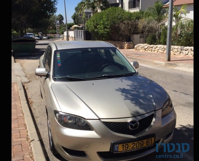 2007' Mazda 3 photo #1