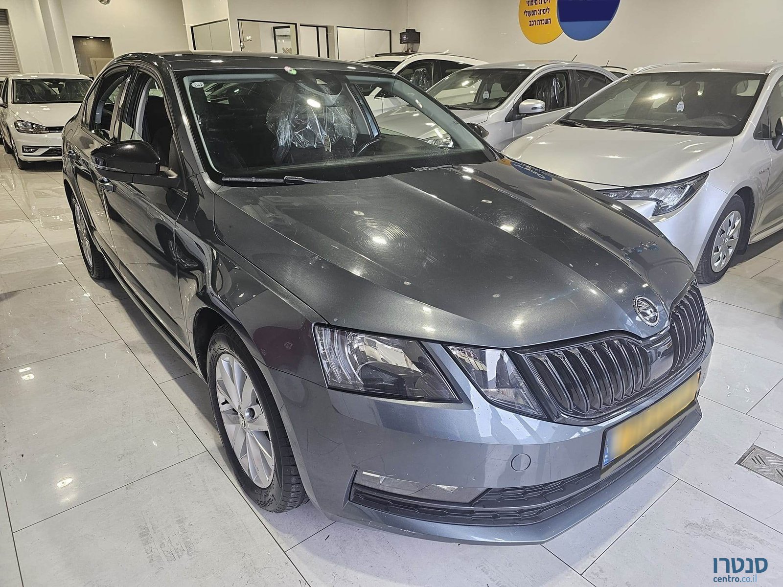 2020' Skoda Octavia photo #2