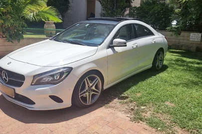 2017' Mercedes-Benz CLA מרצדס-בנץ