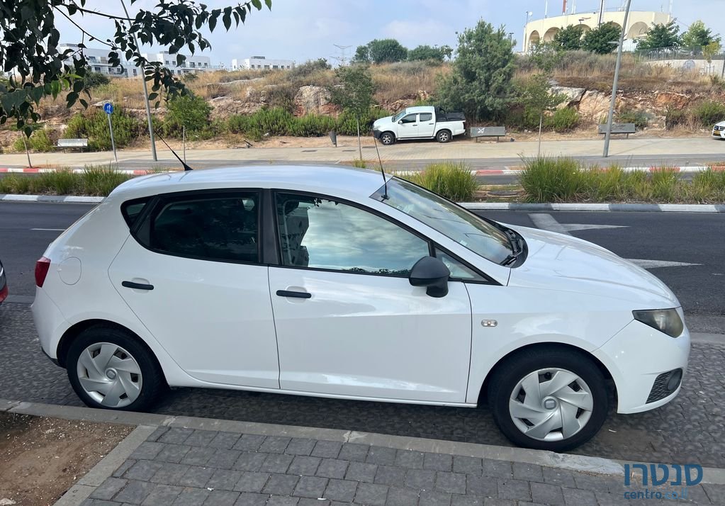 2012' SEAT Ibiza סיאט איביזה photo #1