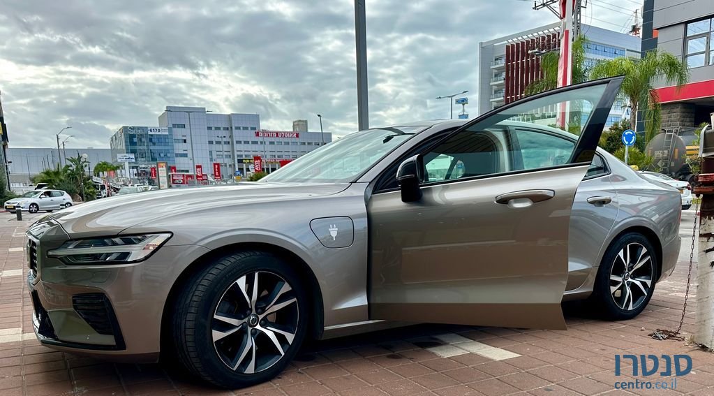 2020' Volvo S60 וולוו photo #4