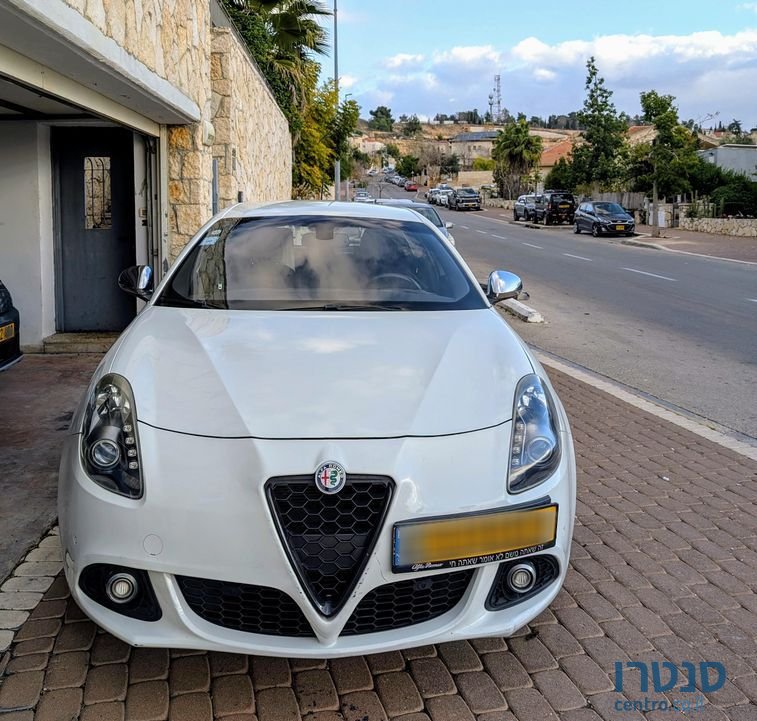 2014' Alfa Romeo Giulietta אלפא רומיאו ג'ולייטה photo #4