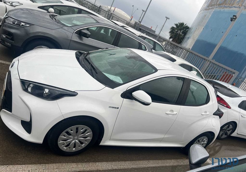 2021' Toyota Yaris טויוטה יאריס photo #1
