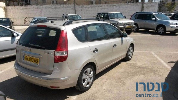 2009' Hyundai i30 photo #3