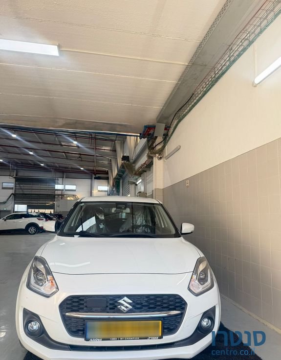 2021' Suzuki Swift סוזוקי סוויפט photo #2