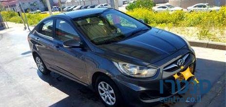 2012' Hyundai i25 i25 יונדאי photo #2
