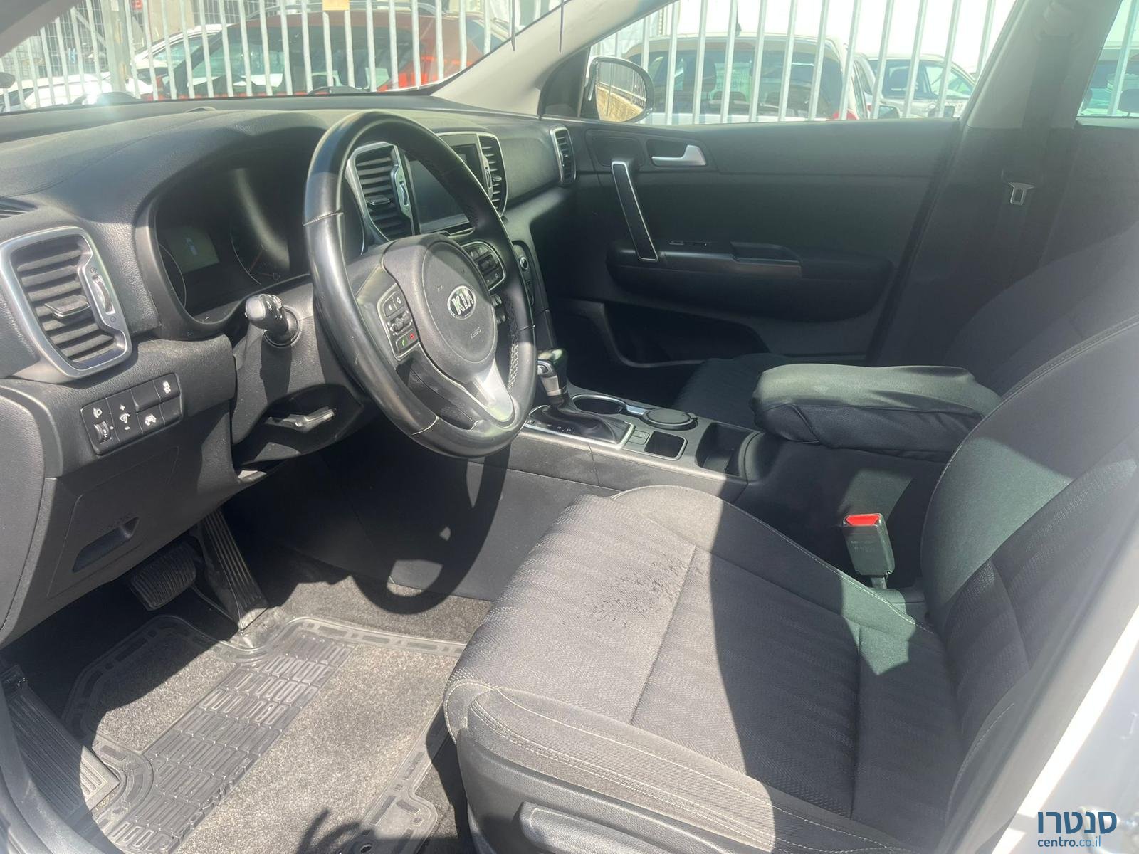 2017' Kia Sportage photo #2