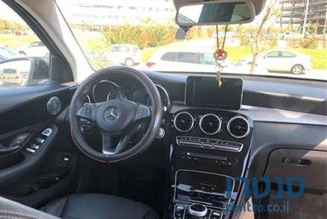 2018' Mercedes-Benz Glc מרצדס photo #4