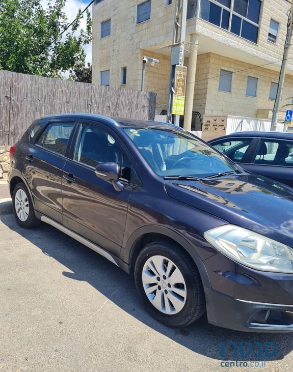 2013' Suzuki SX4 סוזוקי קרוסאובר photo #1