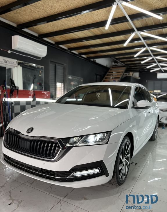 2021' Skoda Octavia סקודה אוקטביה photo #4