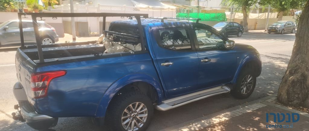 2018' Mitsubishi L200 4X4 מיצובישי טרייטון photo #2