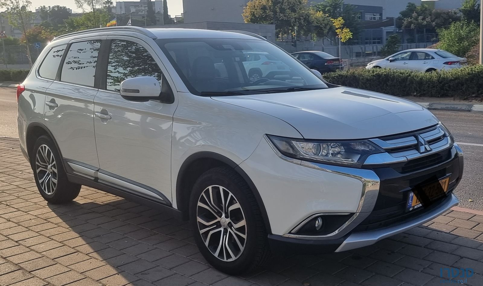 2018' Mitsubishi Outlander מיצובישי אאוטלנדר photo #1