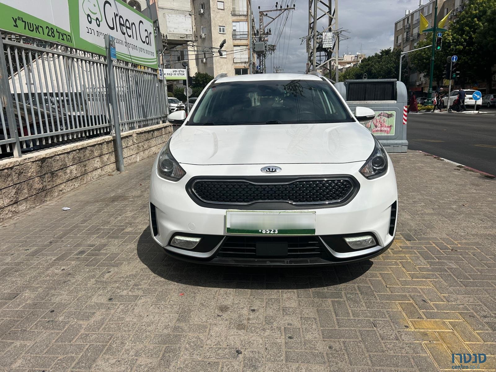 2019' Kia Niro photo #3