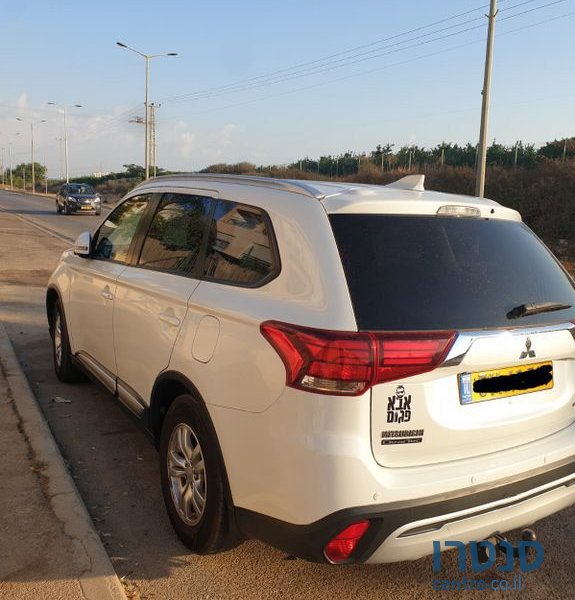 2019' Mitsubishi Outlander מיצובישי אאוטלנדר photo #3