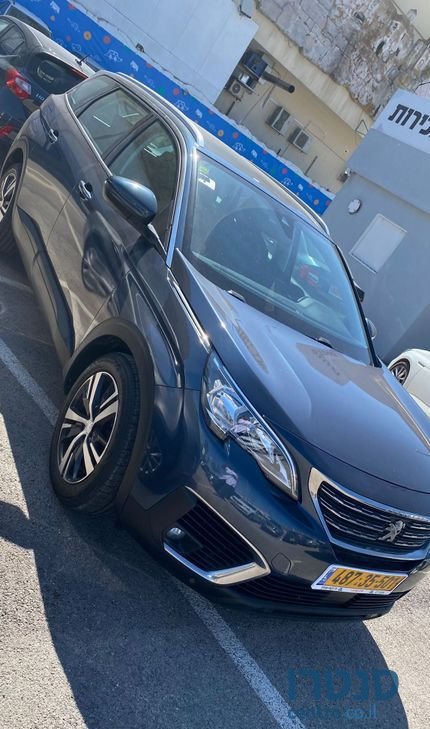 2019' Peugeot 5008 פיג'ו photo #3
