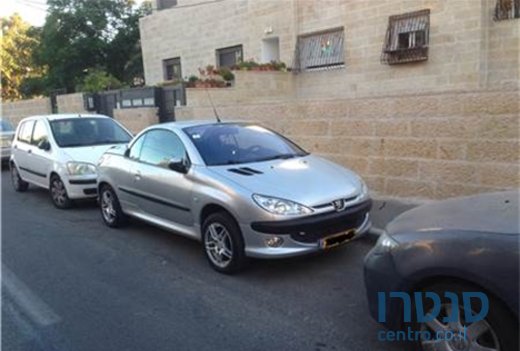 2003' Peugeot 206 CC קבריולט ‏1600 photo #2