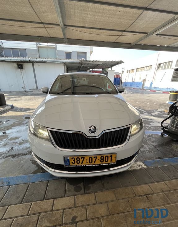 2018' Skoda Rapid סקודה ראפיד photo #2