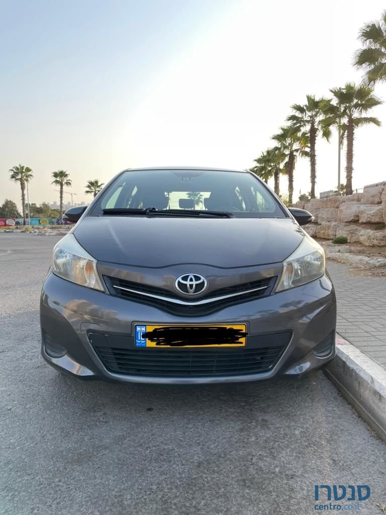2014' Toyota Yaris טויוטה יאריס photo #1