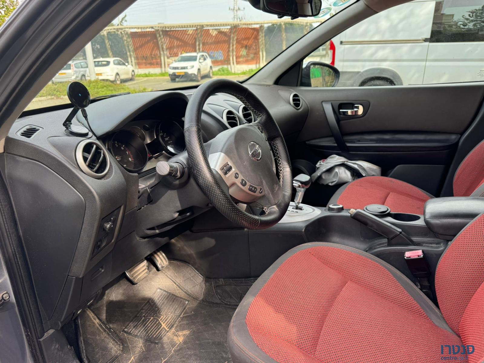 2008' Nissan Qashqai Acenta 4×4 photo #6