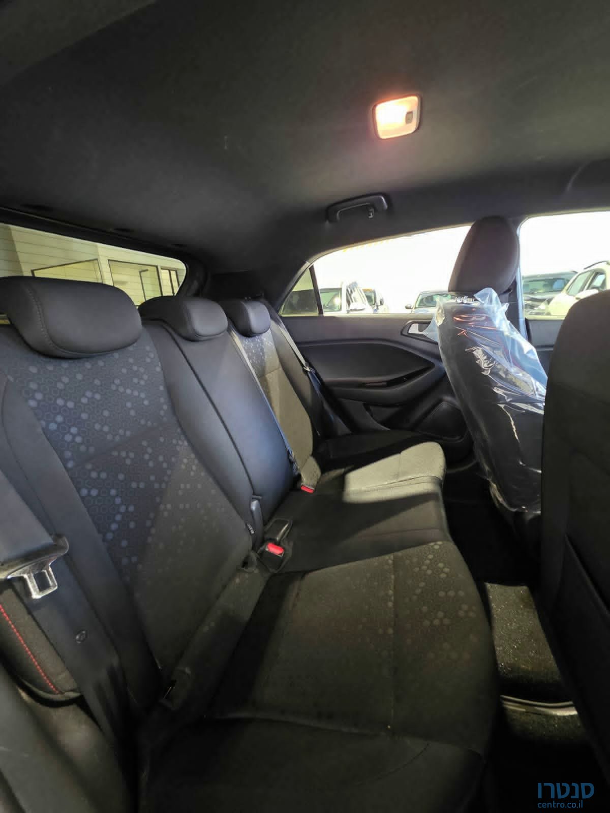 2021' Hyundai i20 photo #7