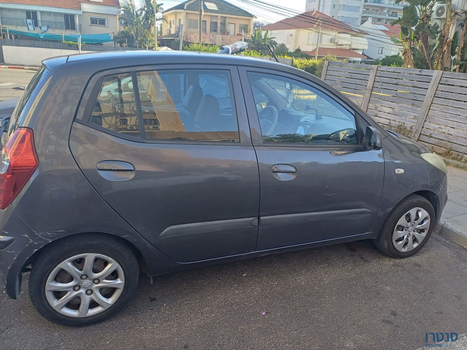 2013' Hyundai i10 יונדאי photo #2