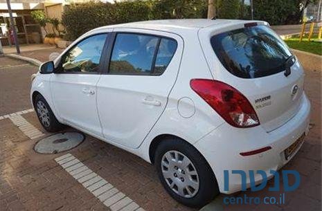 2014' Hyundai i20 יונדאי אינספייר photo #2