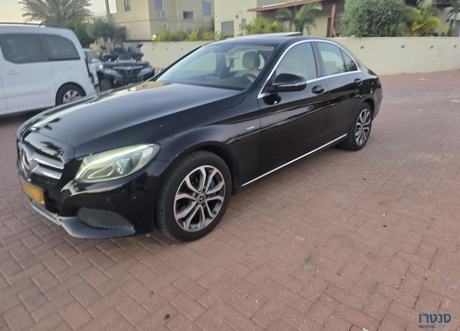 2017' Mercedes-Benz C-Class מרצדס-בנץ photo #4