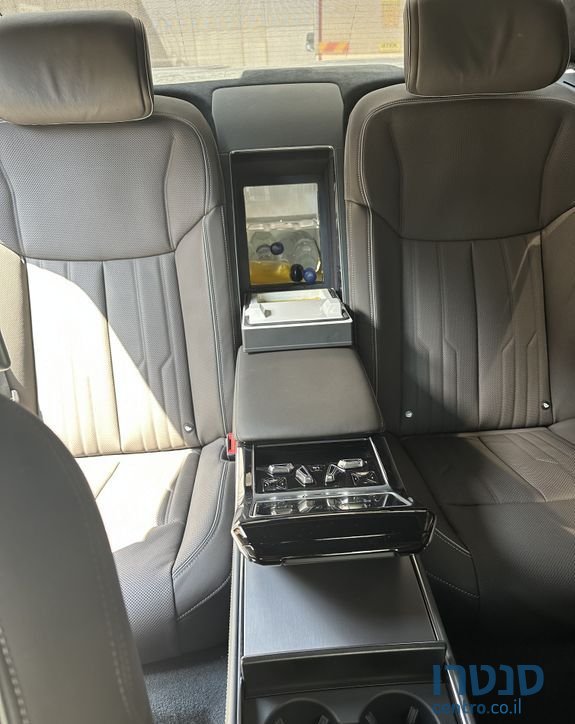 2021' Audi A8 אאודי photo #6