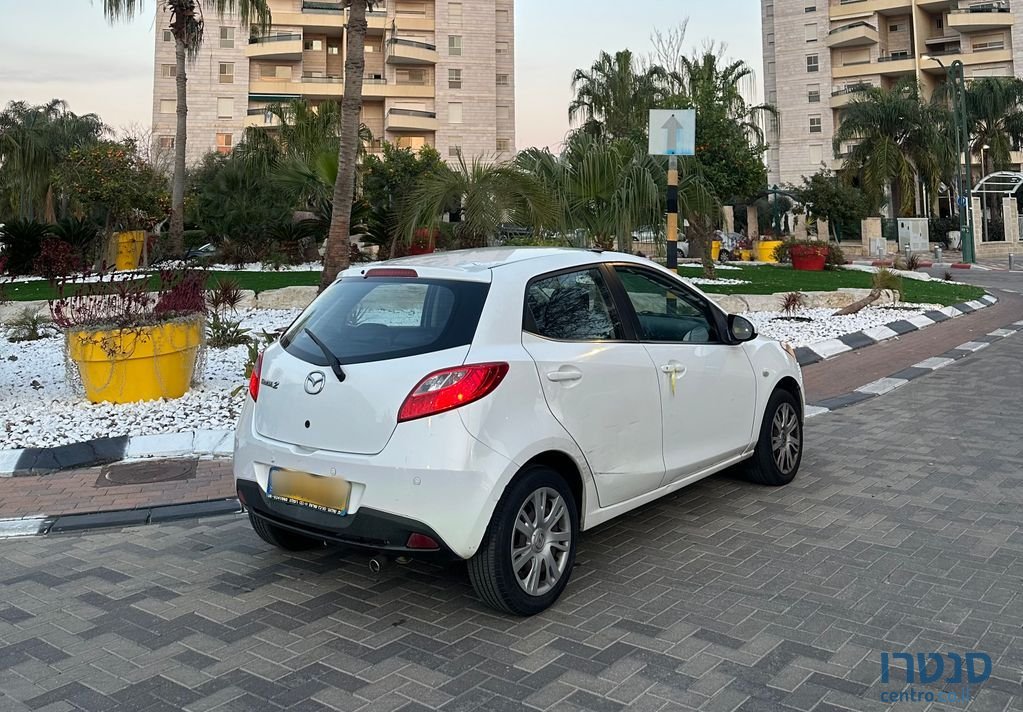 2013' Mazda 2 מאזדה photo #3