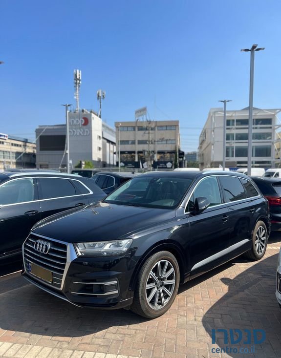 2016' Audi Q7 אאודי photo #1
