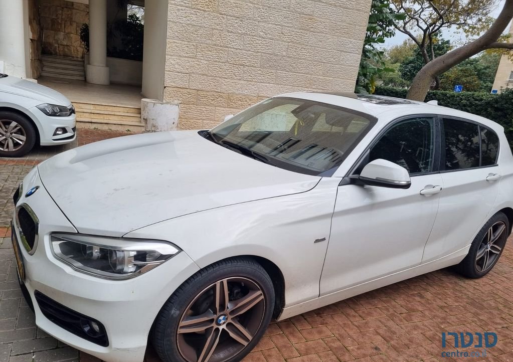 2017' BMW 1 Series ב.מ.וו סדרה 1 photo #3