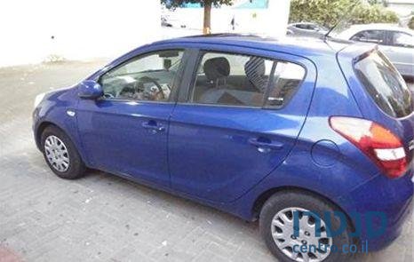 2012' Hyundai i20 i20 יונדאי photo #2