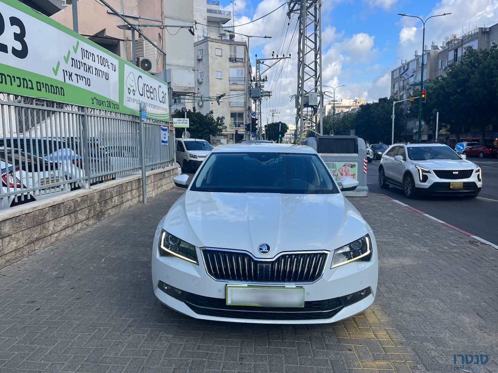 2018' Skoda Superb photo #3