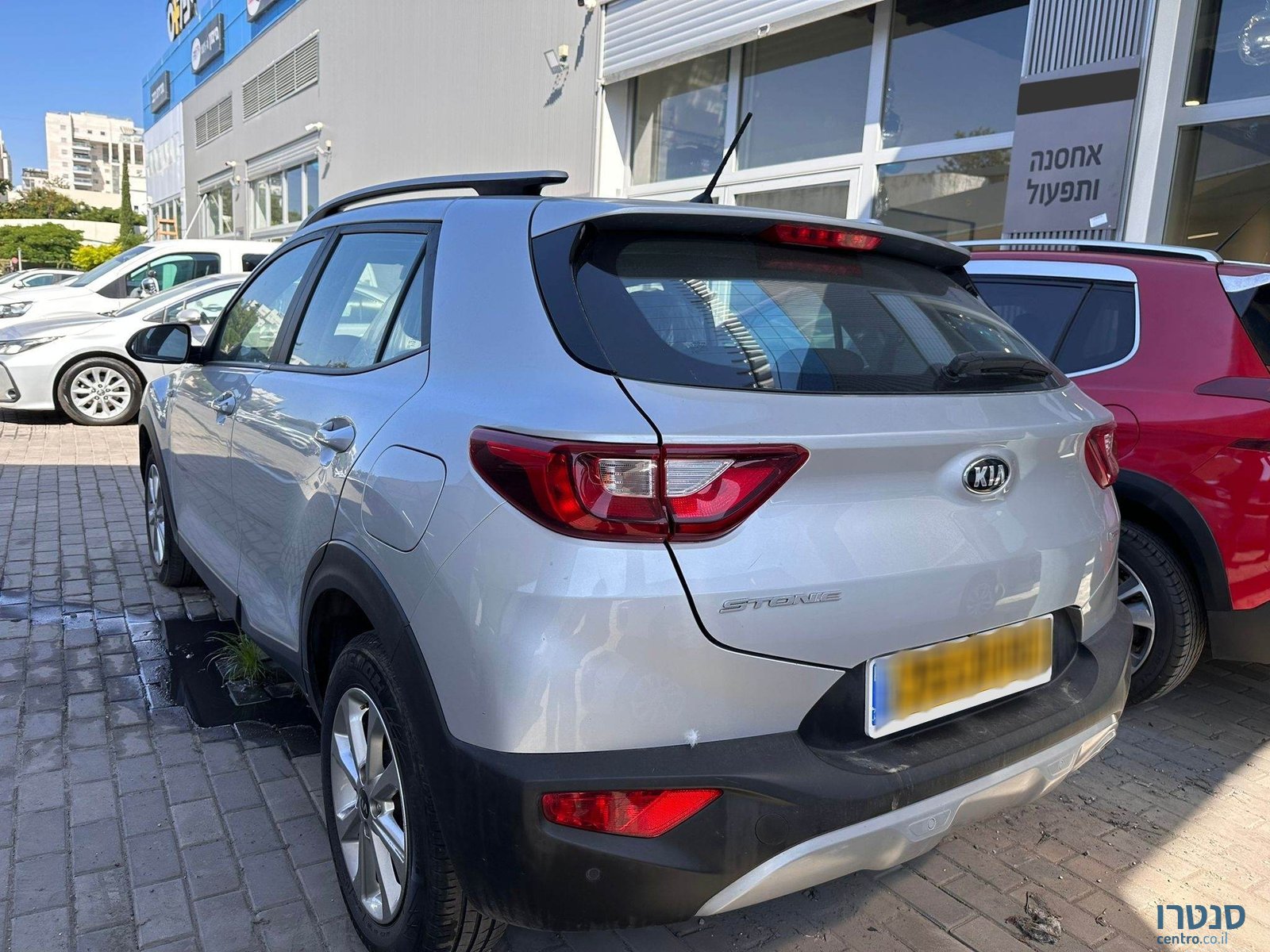 2020' Kia Stonic photo #4