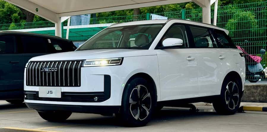Jaecoo 5 Hybrid - новый фаворит семейного сегмента?