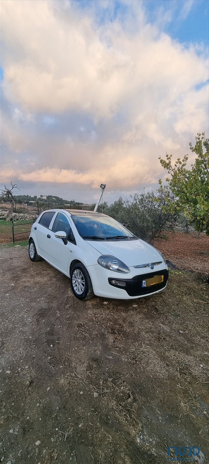 2011' Fiat Punto פיאט פונטו photo #2