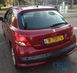 2011' Peugeot 207 פיג'ו photo #2