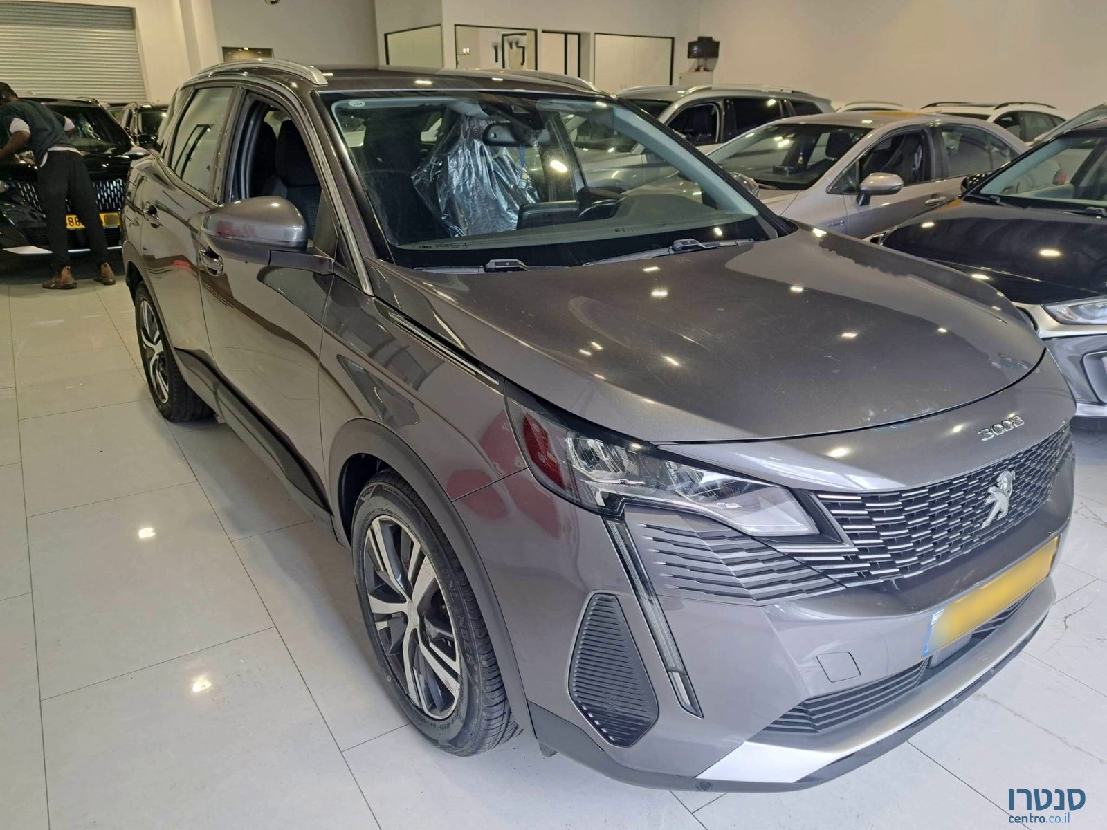 2021' Peugeot 3008 photo #2